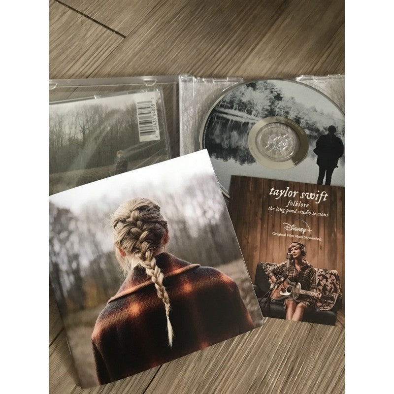 Taylor Swift - Evermore CD, Brand New, USA version, 2 bonus tracks; deluxe copy explicit